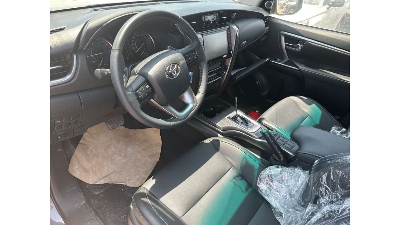 تويوتا فورتونر 2.8L DIESEL V4 | 0 KM | 2023 | AUTOMATIC | BRAND NEW | 03 YEARS WARRANTY