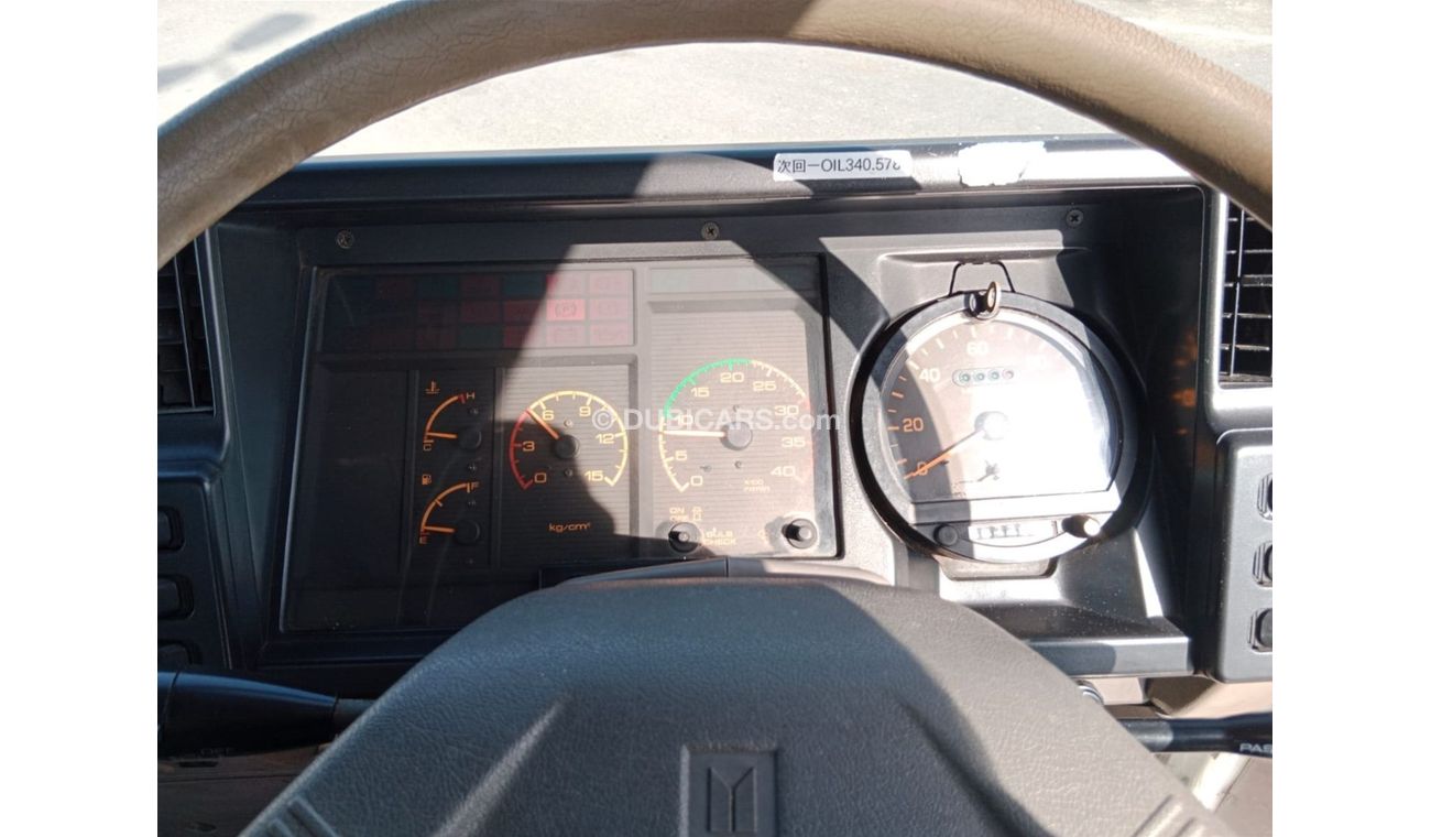 Isuzu Forward ISUZU FORWARD RIGHT HAND DRIVE(PM00351)