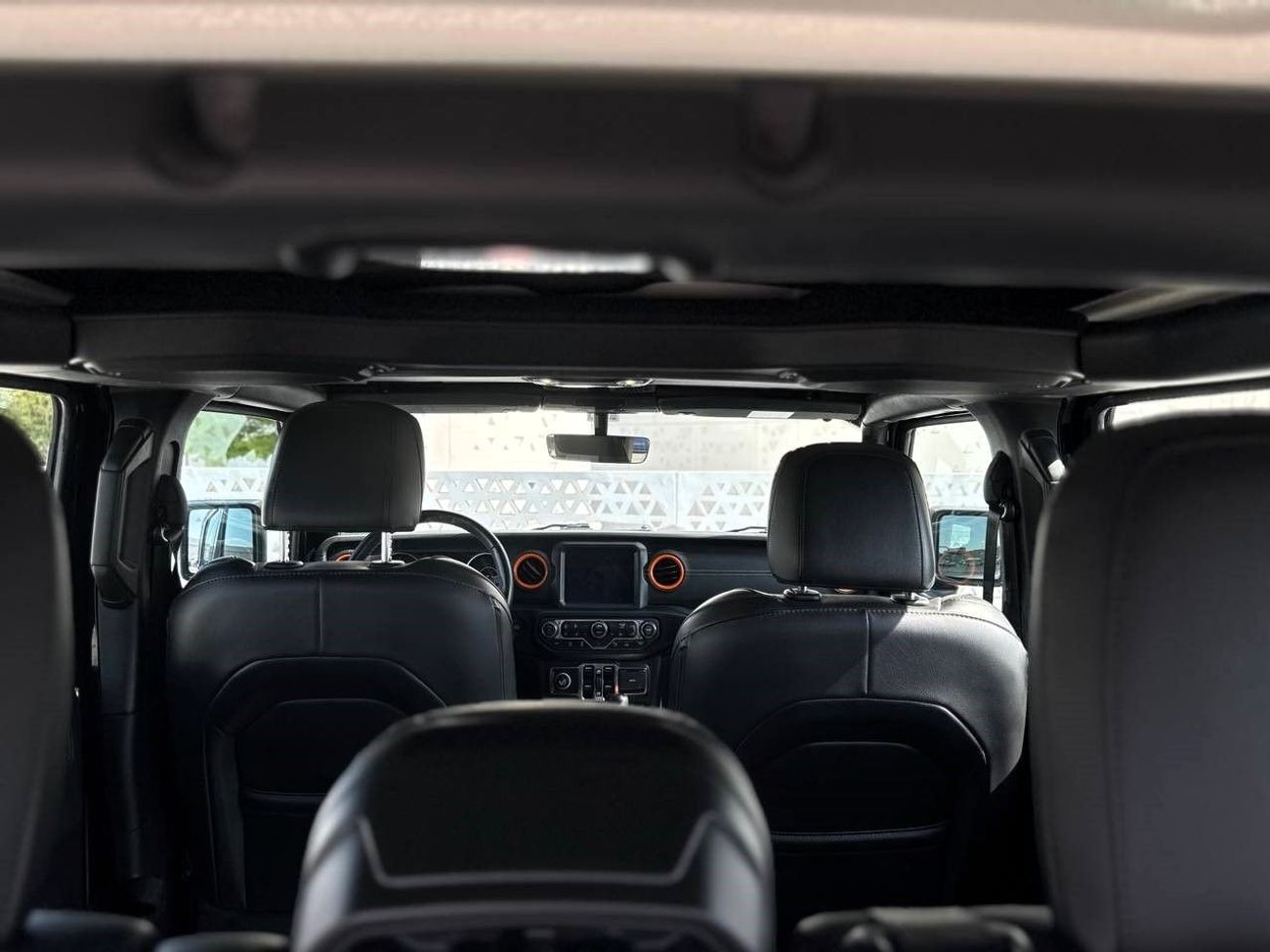 جيب رانجلر Unlimited Sahara 3.6L