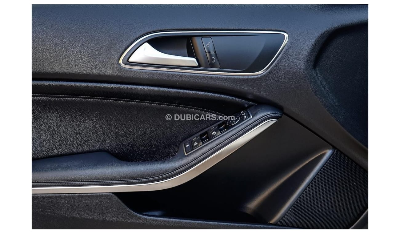 Mercedes-Benz GLA 250 Std X156