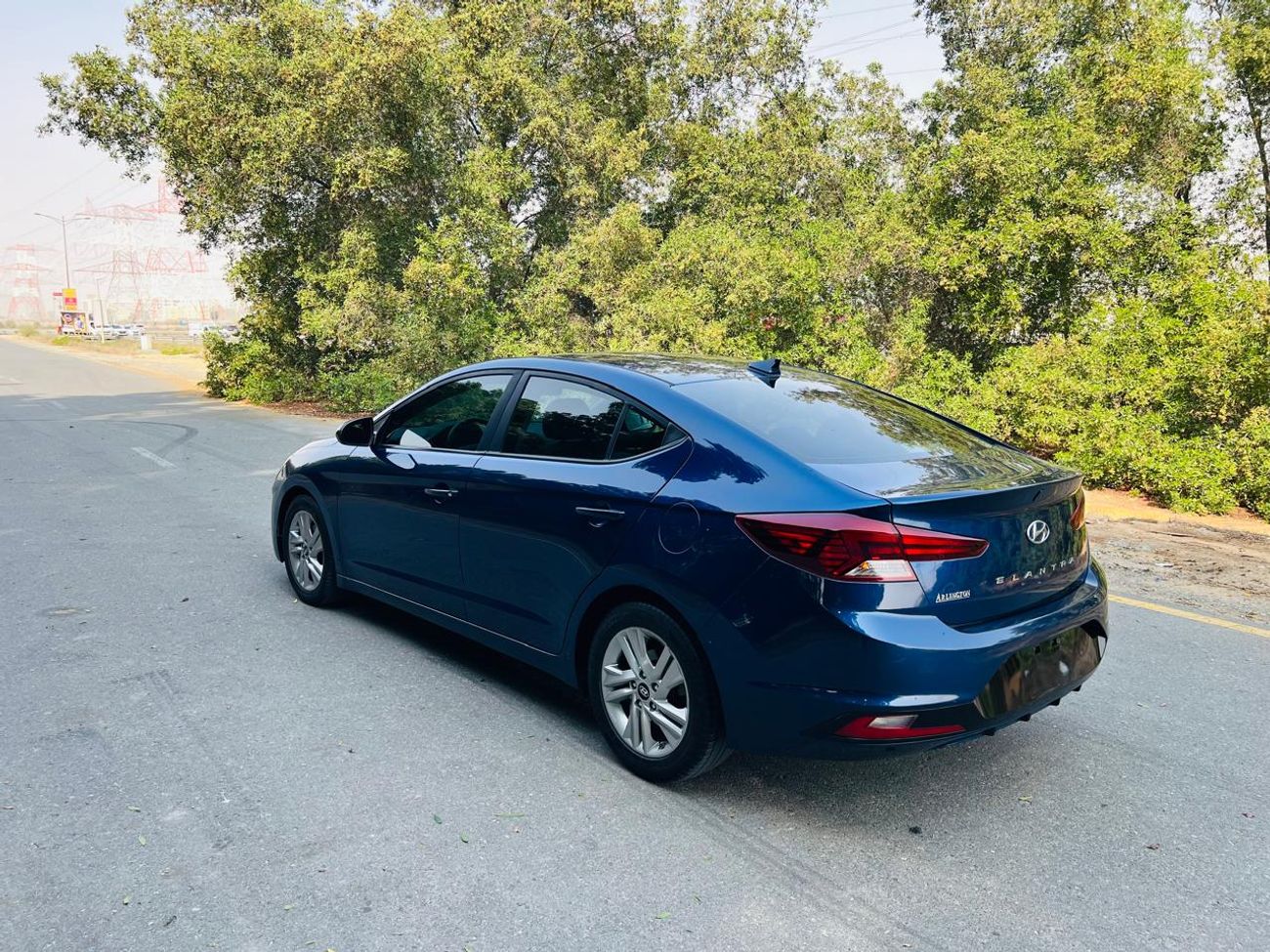 هيونداي إلانترا GLS 2.0L