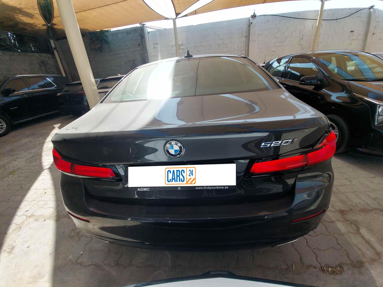 بي أم دبليو 520i JOY EDITION 2 | بدون دفعة مقدمة | اختبار القيادة في المنزل