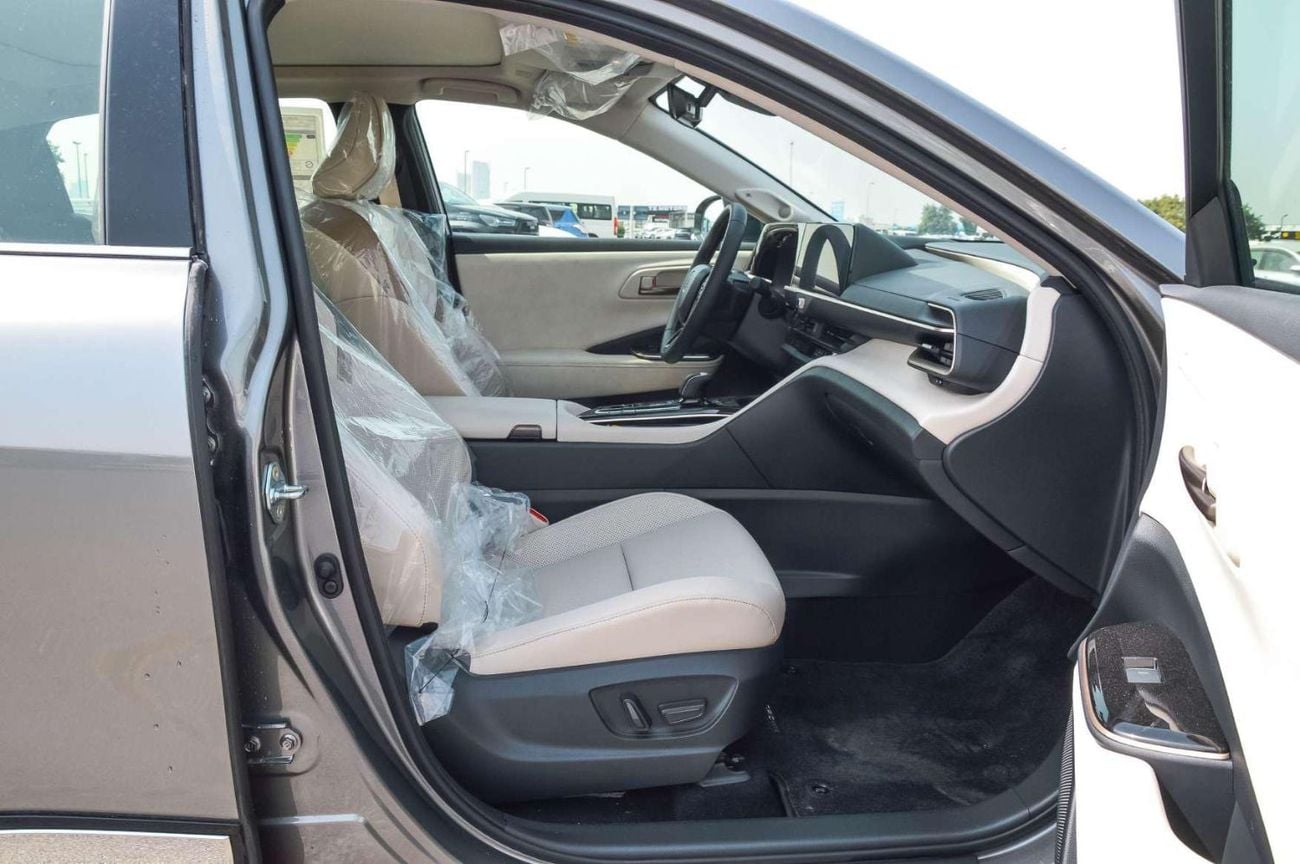 تويوتا كراون HEV 2.5L FWD SEDAN 2026