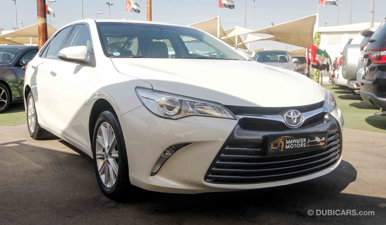 Toyota Camry SE AGENCY WARRANTY FULL SERVICE HISTORY GCC SPECIFICATION