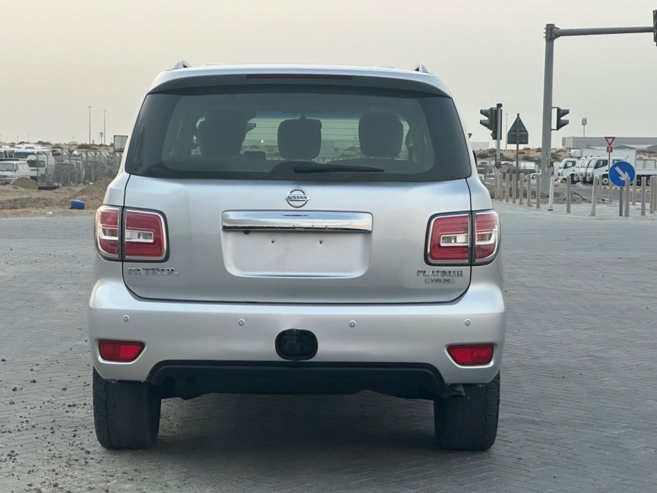 نيسان باترول موديل 2015 خليجي فل مواصفات فتحه ونظام صوت ممتاز V8