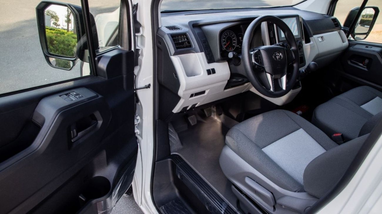 Toyota Hiace COMMERCIAL high roof  3.5L 6CYL M/T GASOLINE 3YEARS LOCAL WARRANTY. Local Registration + 10%