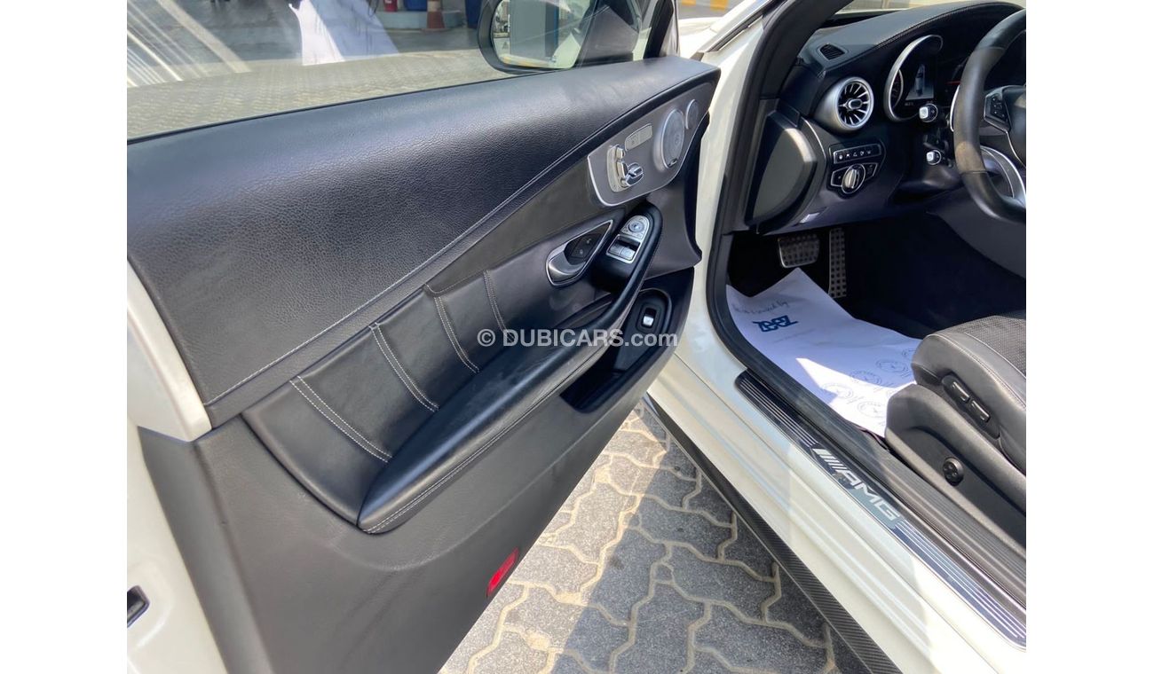 Mercedes-Benz C 63 AMG Std Mercedes C63S AMG