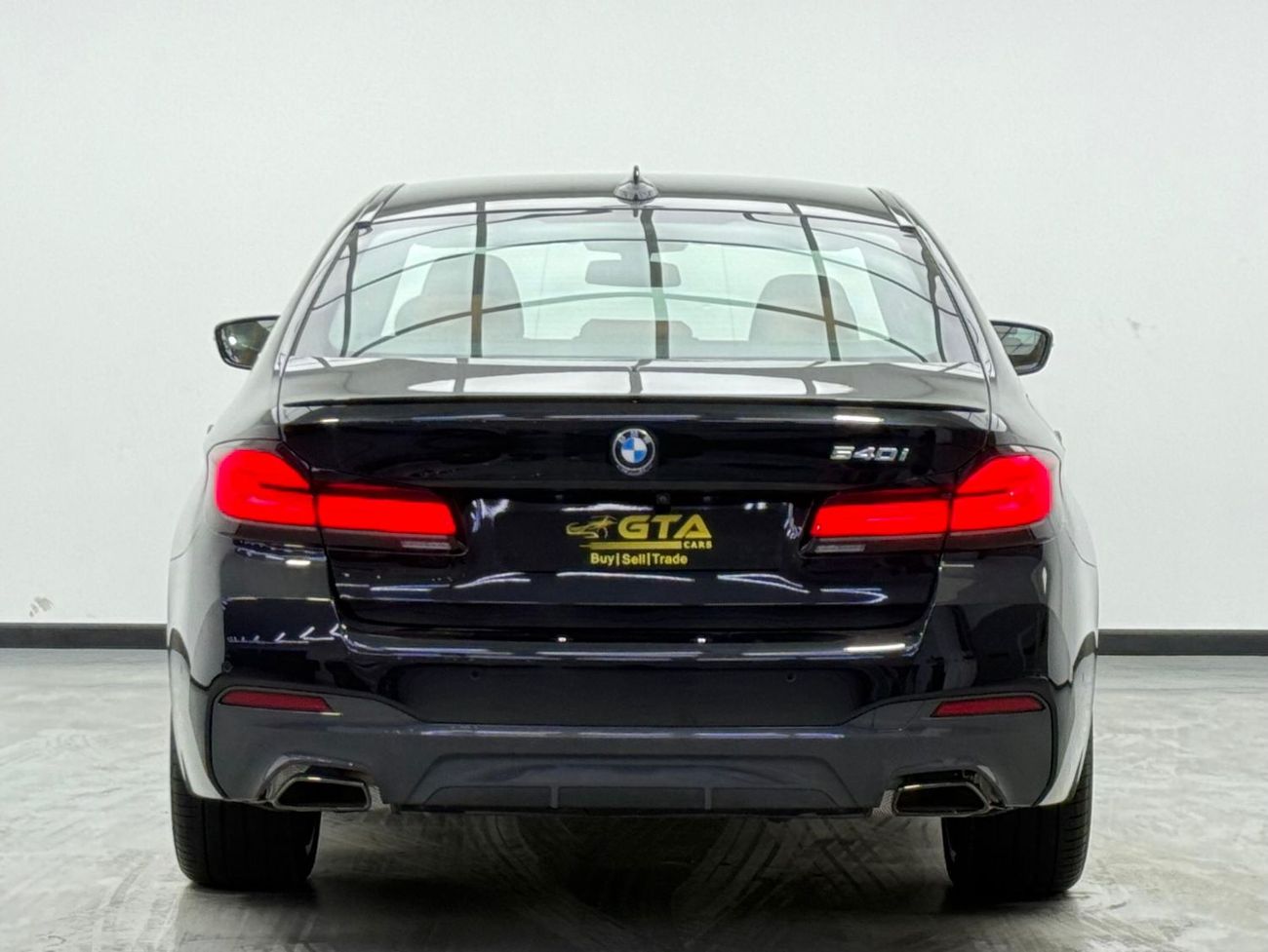 بي أم دبليو 540i 2023 BMW 540i M-Sport, 2028 BMW Warranty + Service Pack, Low Km, Excellent Condition, GCC