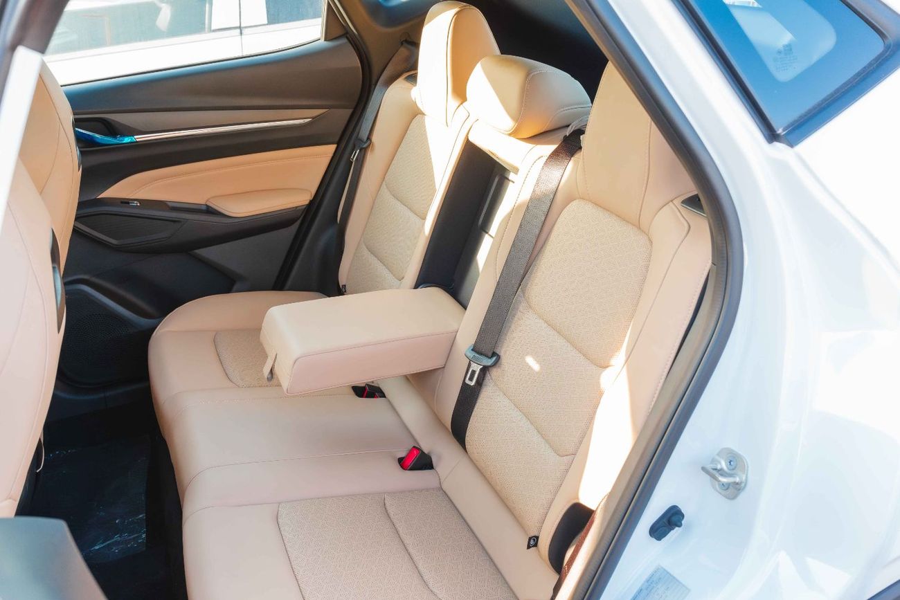 تشنجان CS55 بلس Changan CS55 PRO 1.5T 2026 (White)