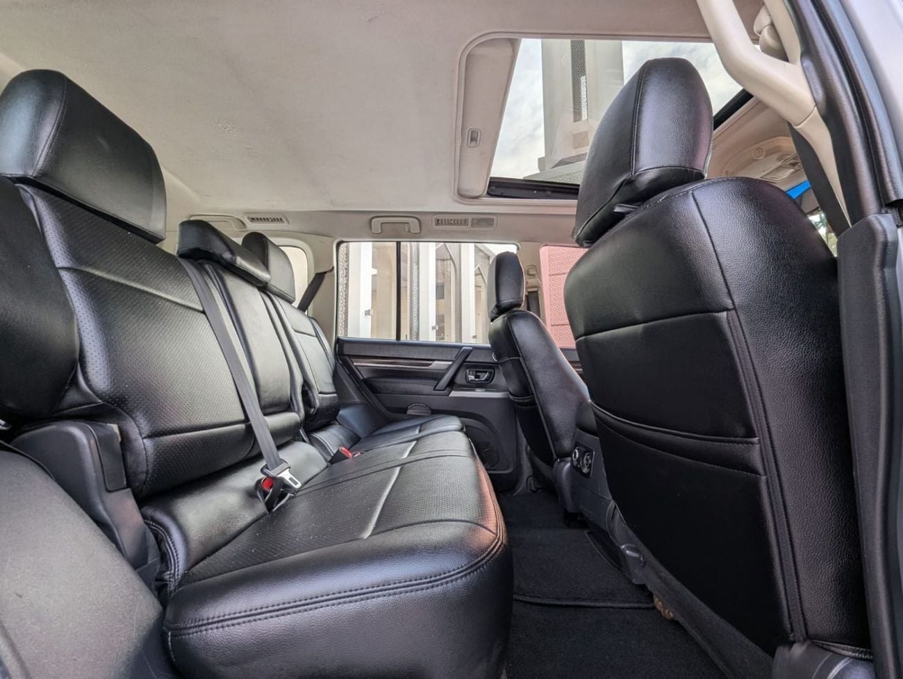 Mitsubishi Pajero GLS HIGHLINE