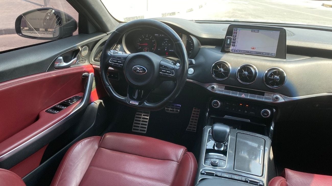 كيا ستينجر GT 3.3L AWD