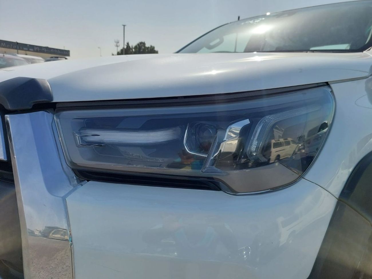 Toyota Hilux TOYOTA HILUX SR5 PICK UP RHD 2024 MODEL 2.8L DIESEL AUTOMATIC(PM21263)