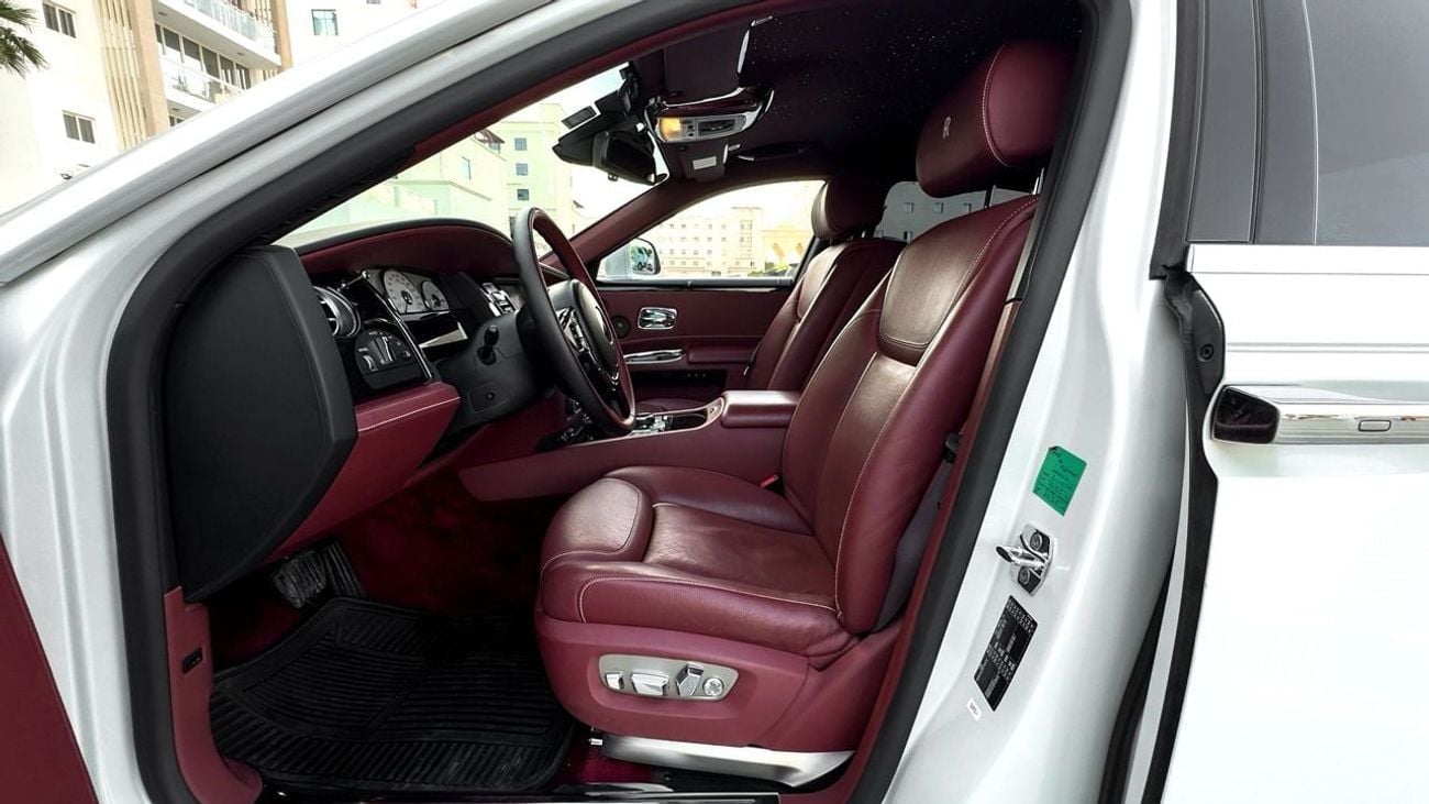Rolls Royce Ghost SWB Std 6.6L Service history at RR