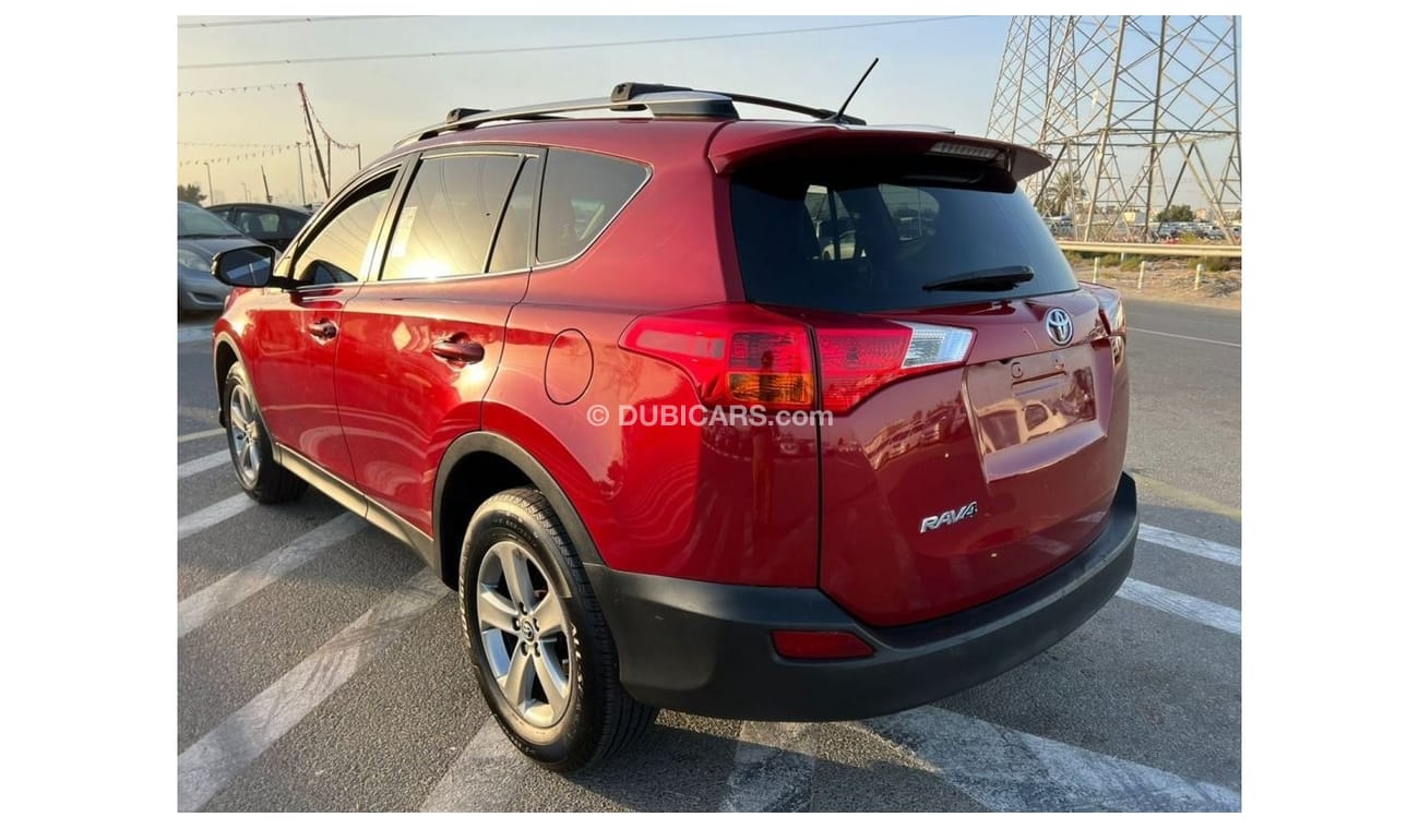 Toyota RAV4 2015 Toyota Rav4 XLE 4x4 With Sunroof - 2018 Front Shape