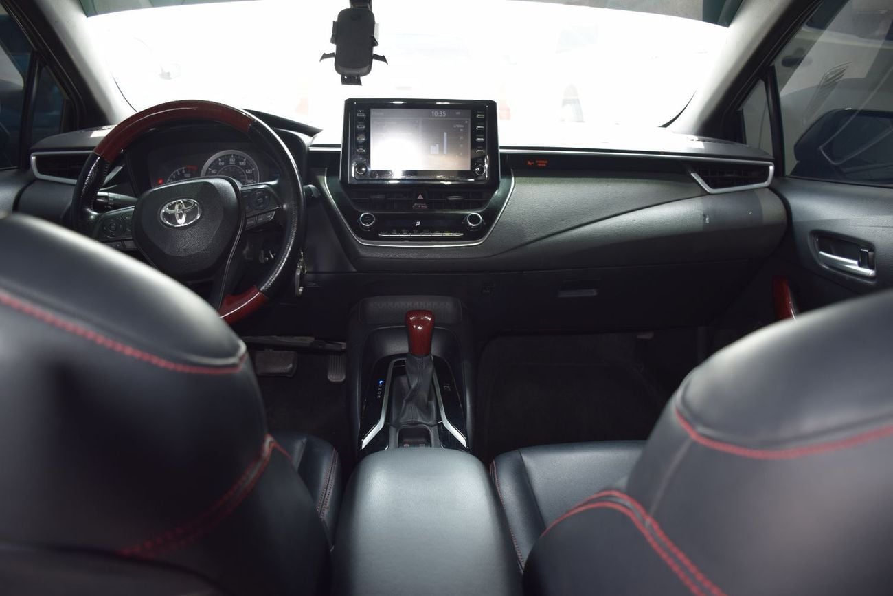 تويوتا كورولا 2.0L PETROL