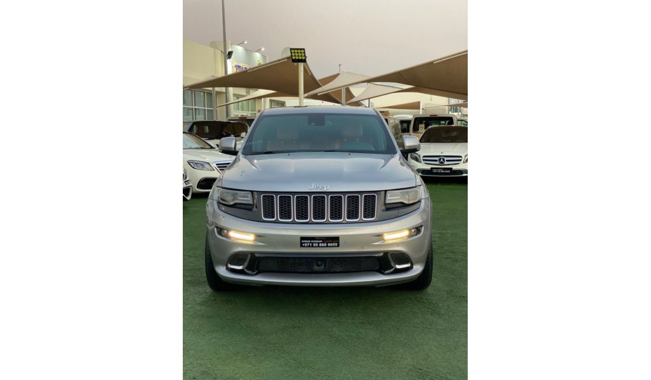 Jeep Grand Cherokee SRT