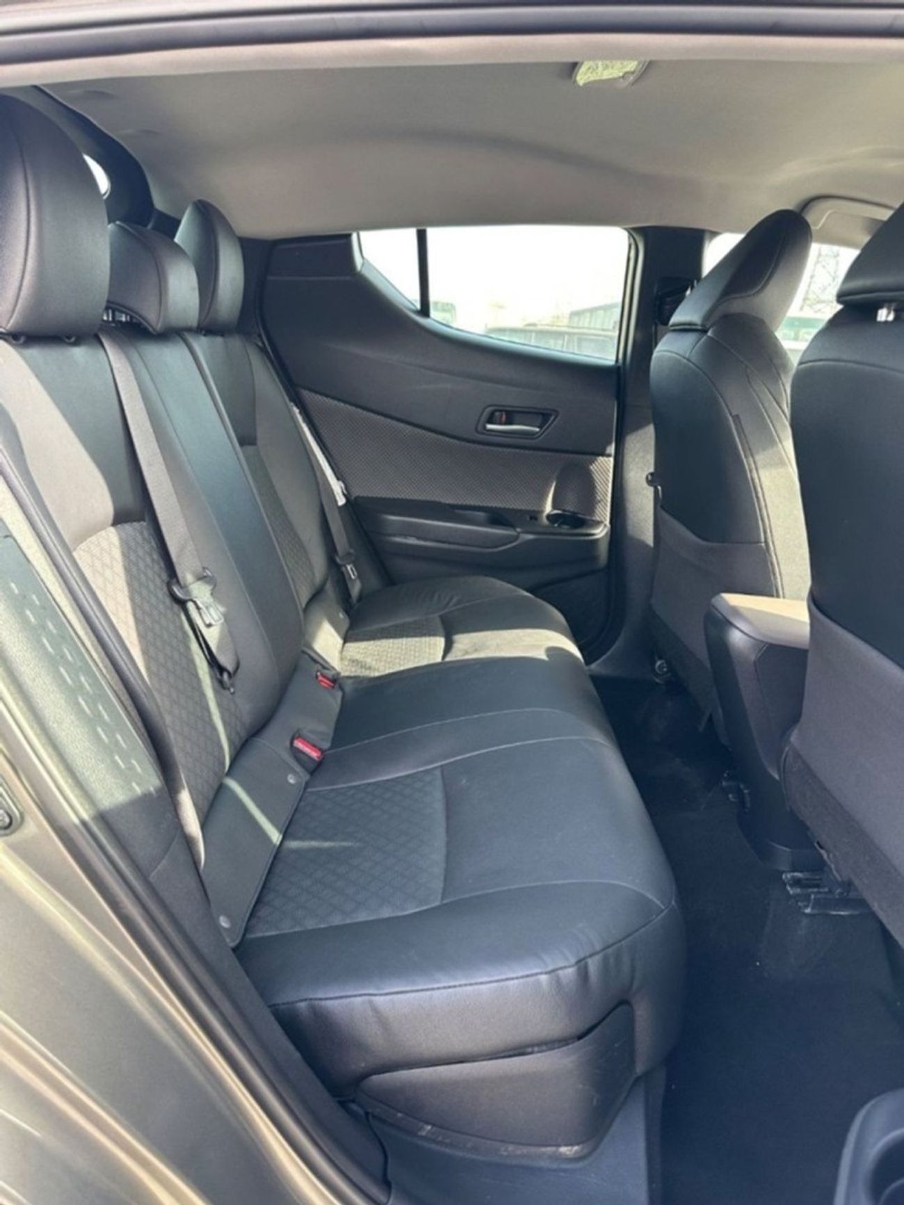 Toyota CHR Limited ,leather seats,electric seats, blind spots Full Option