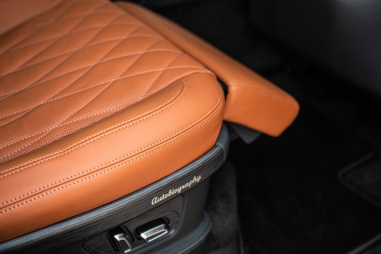 تويوتا لاند كروزر VX