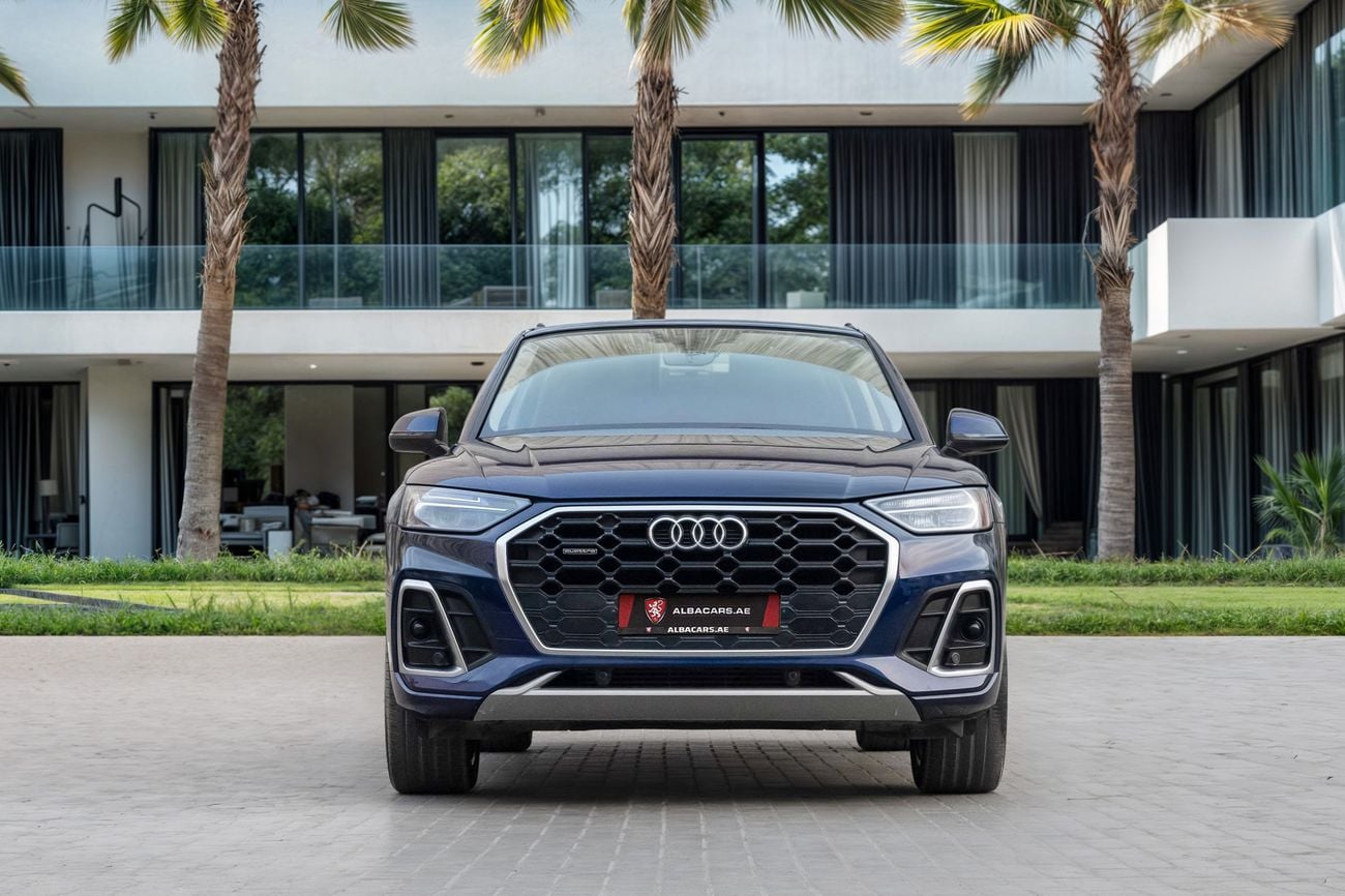 أودي Q5 45 TFSI quattro S line Q5 45 TFSI quattro S line | 2,546 P.M | 0% Downpayment | Audi Warranty + Service Contract