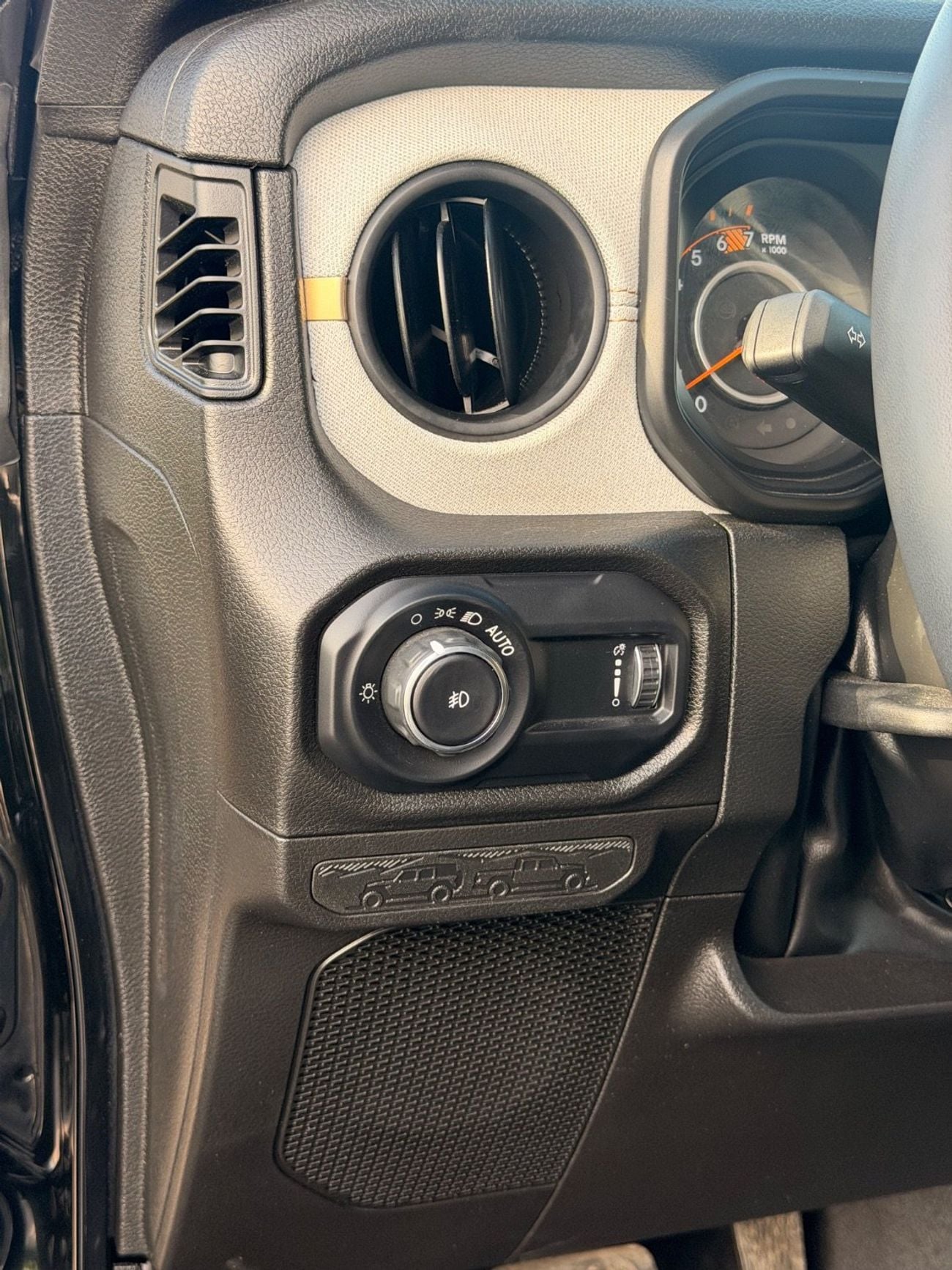 جيب Wrangler Unlimited SPORT