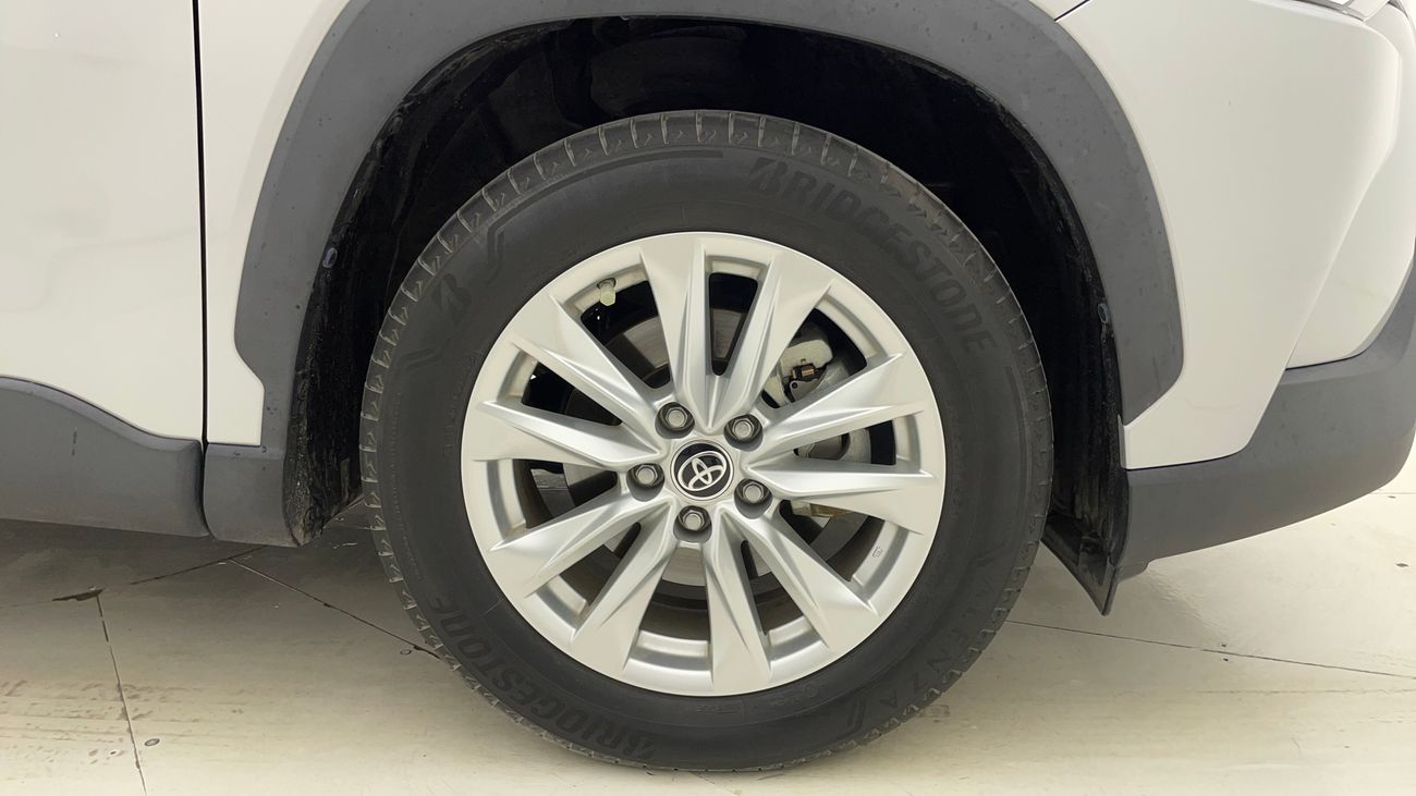 Toyota Corolla Cross GLI 1.8 | Zero Down Payment | Home Test Drive