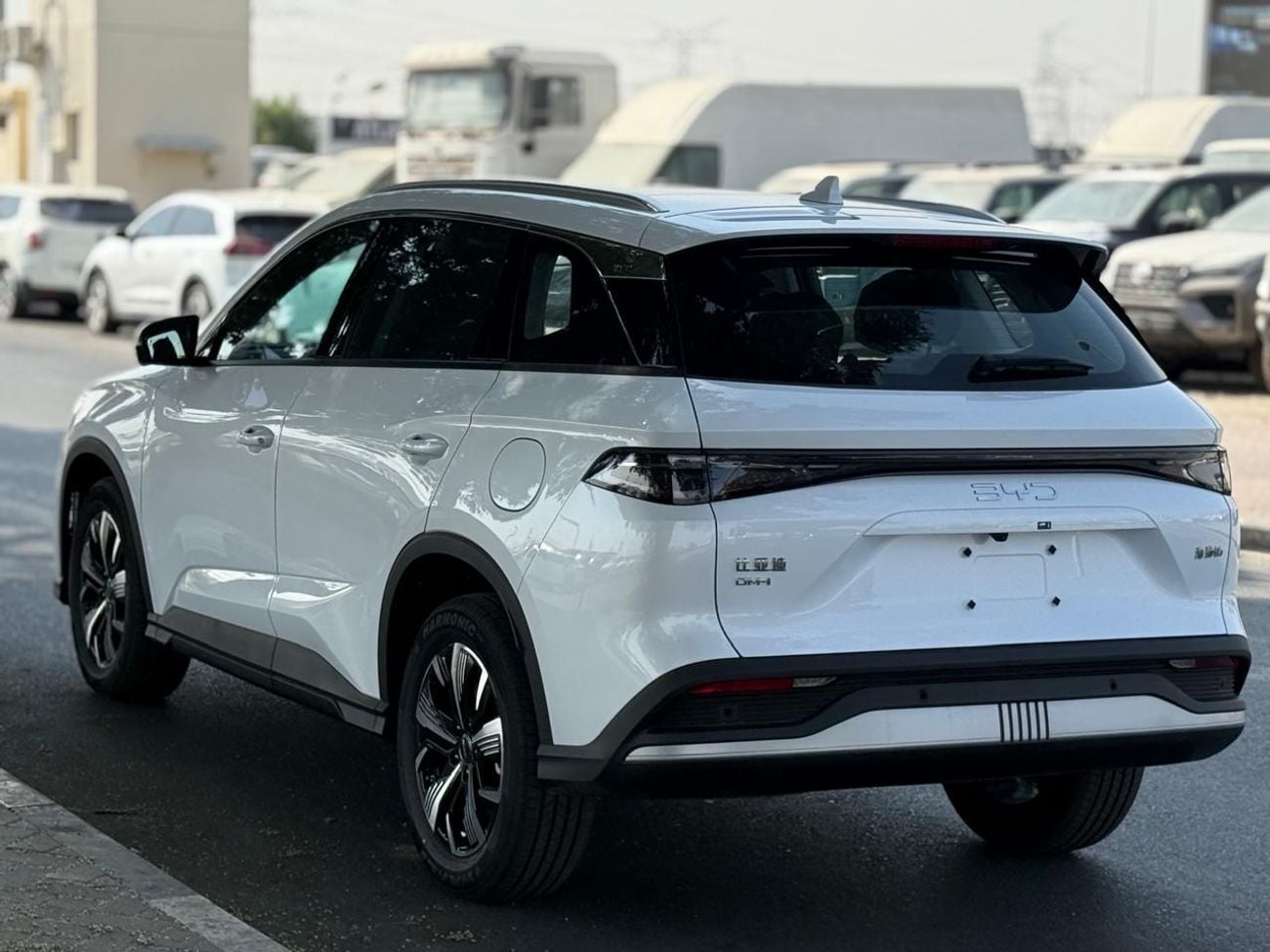 BYD Sealion 05 2025 BYD SEALION 05 DM-i (PHEV) SUV