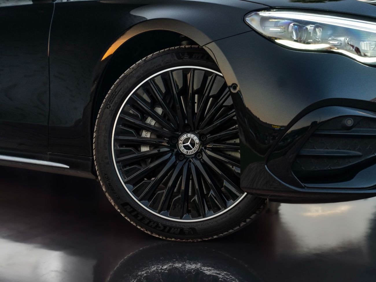 مرسيدس بنز E300 E300