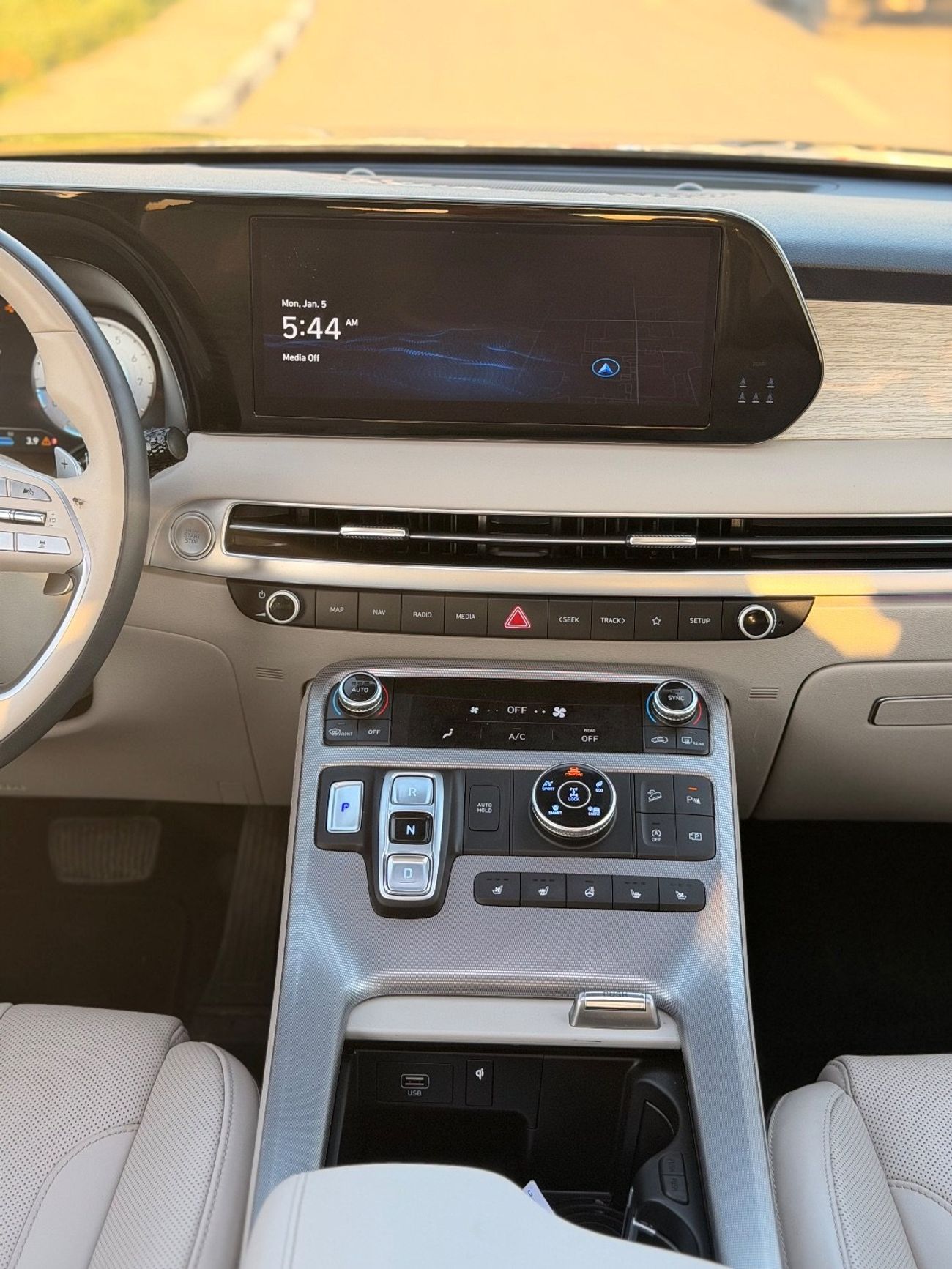 هيونداي باليساد Calligraphy full panoramic, 360 camera Full option 2023