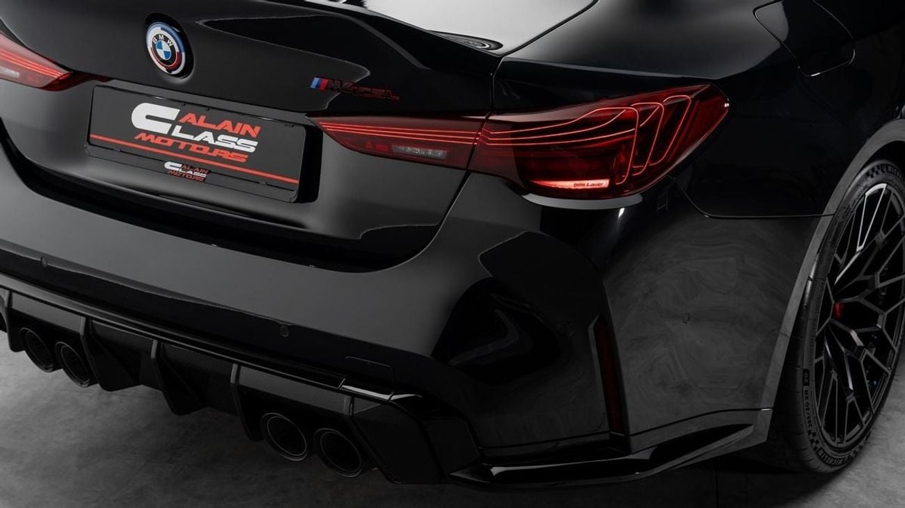 بي أم دبليو M4 CSL - 2023 - GCC - Under Warranty and Service Contract