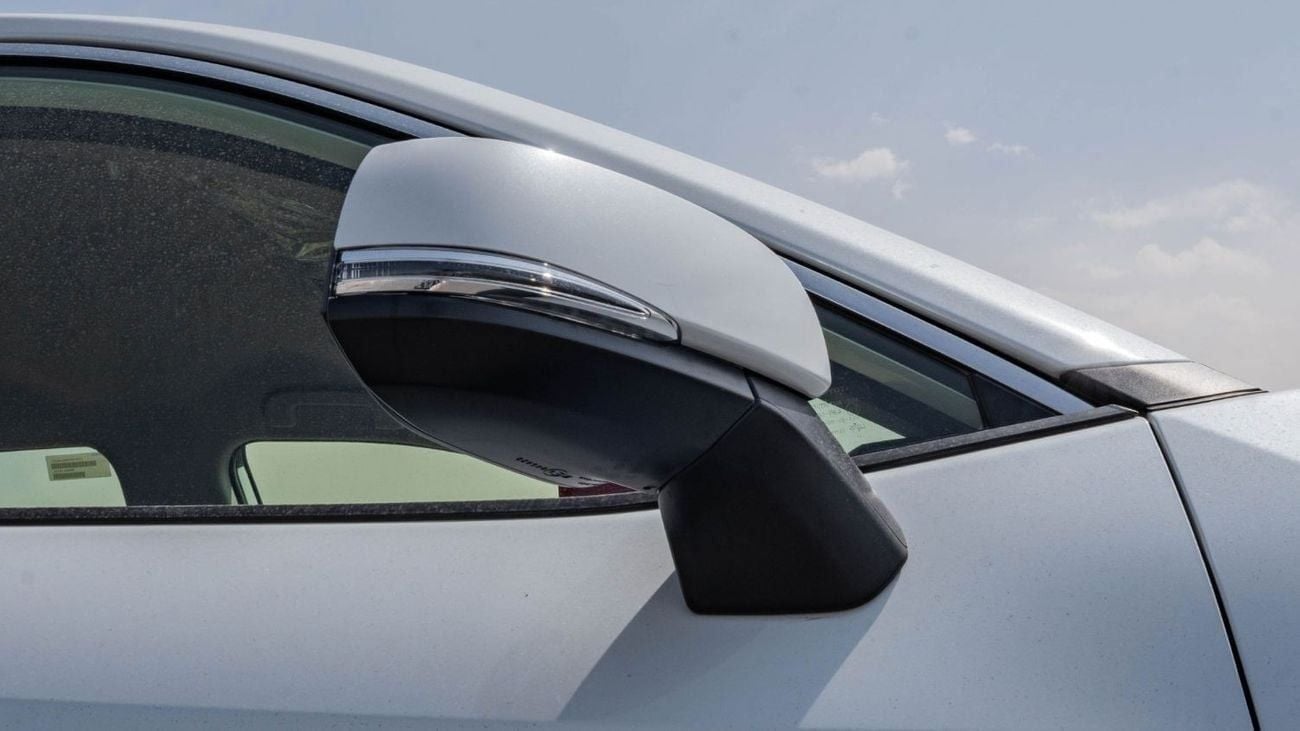 Toyota RAV4 2025 Toyota Rav4 LE 2.5L AT Petrol (White)