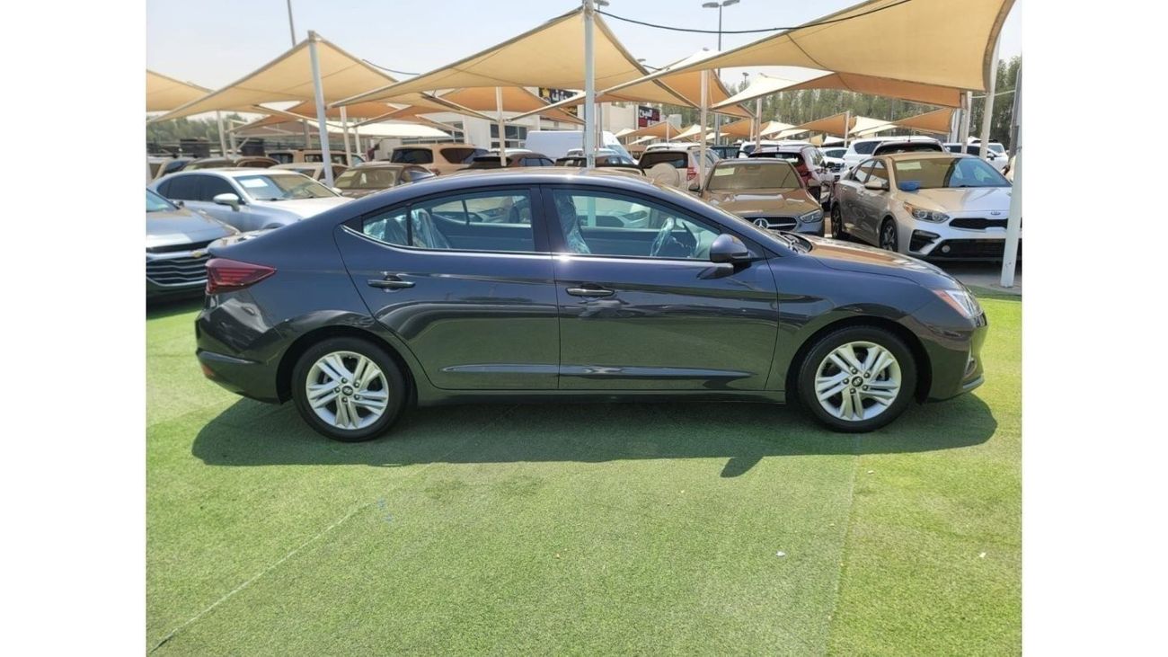 Hyundai Elantra 2020 Hyundai Elantra, GLS, Metallic Gray Color