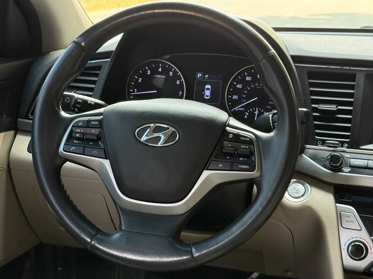 Hyundai Elantra GL 2.0L