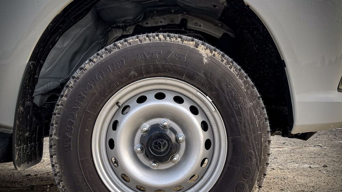 Toyota Hilux GL 2.7L Double Cab Utility 4WD 2025YM [FOR EXPORT TO AFRICA ONLY]