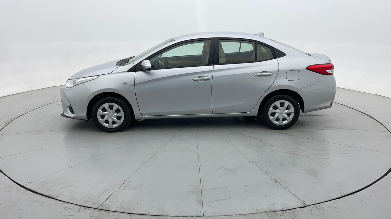 تويوتا يارس SE 1.5 | بدون دفعة مقدمة | اختبار قيادة مجاني للمنزل