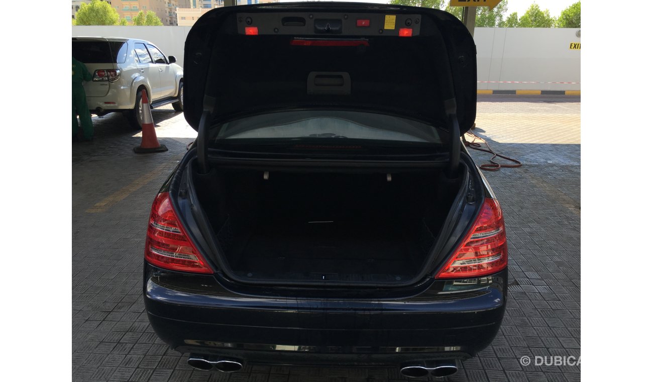 Mercedes-Benz S 500