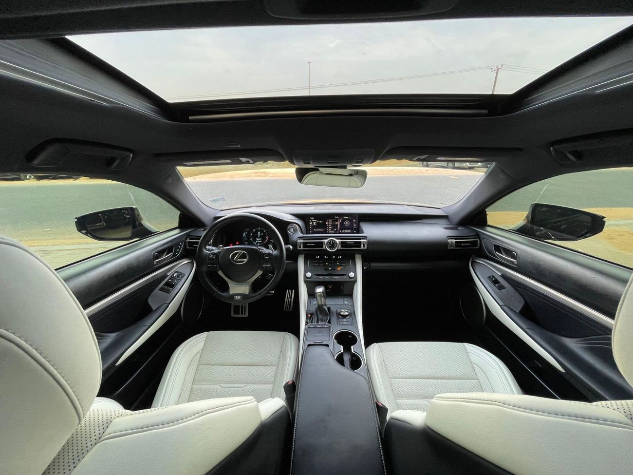 Lexus RC350 F Sport RC 350 / F-Sport / Only 29000 Mile / 1800 AED Monthly