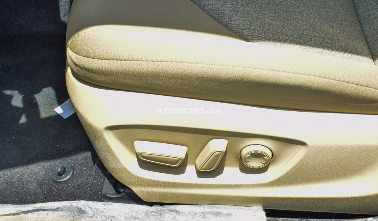 Toyota Camry GLE 2.5L Hybrid