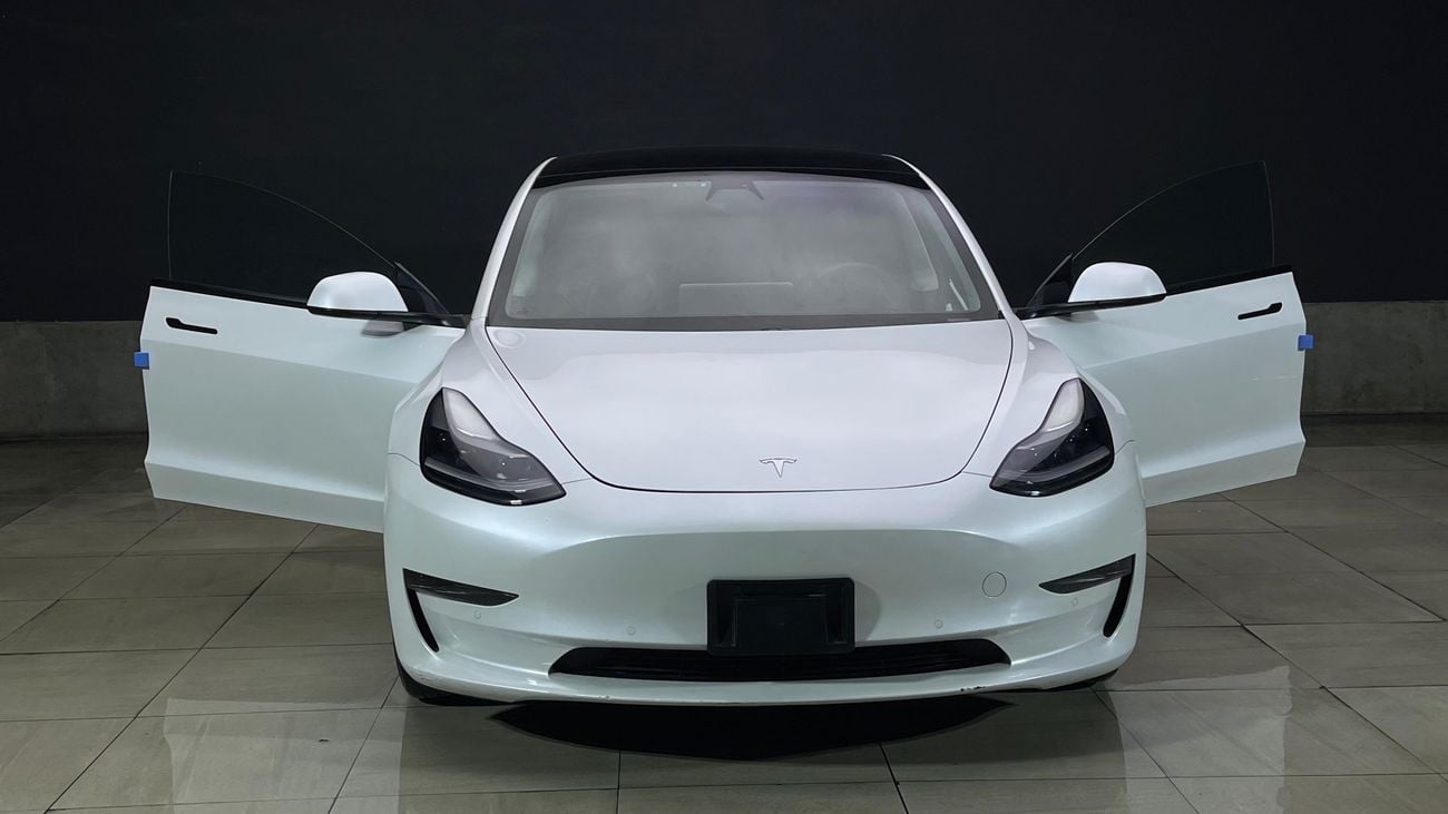 تسلا موديل 3