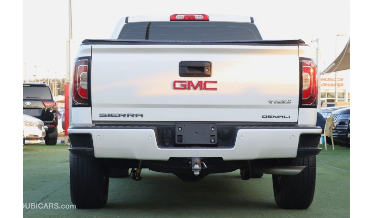 GMC Sierra 3500 HD Denali