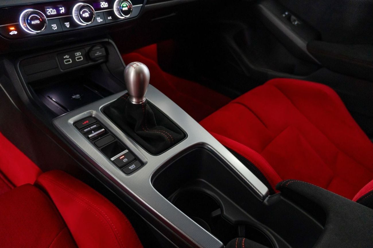 Honda Civic 2023 Honda Civic Type R / Honda Warranty and Service Contract