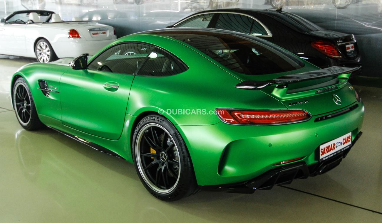 Mercedes Benz AMG GT R