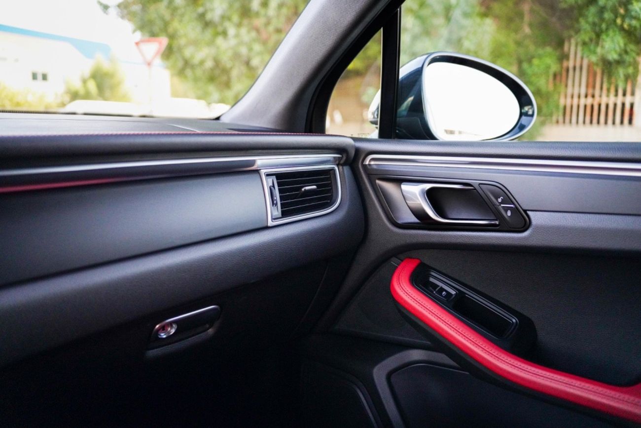 بورش ماكان Std 2.0L (260 HP)