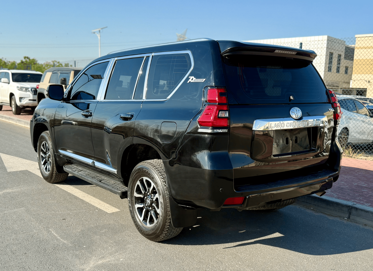 Toyota Prado TX-L 2.7L (271 HP)
