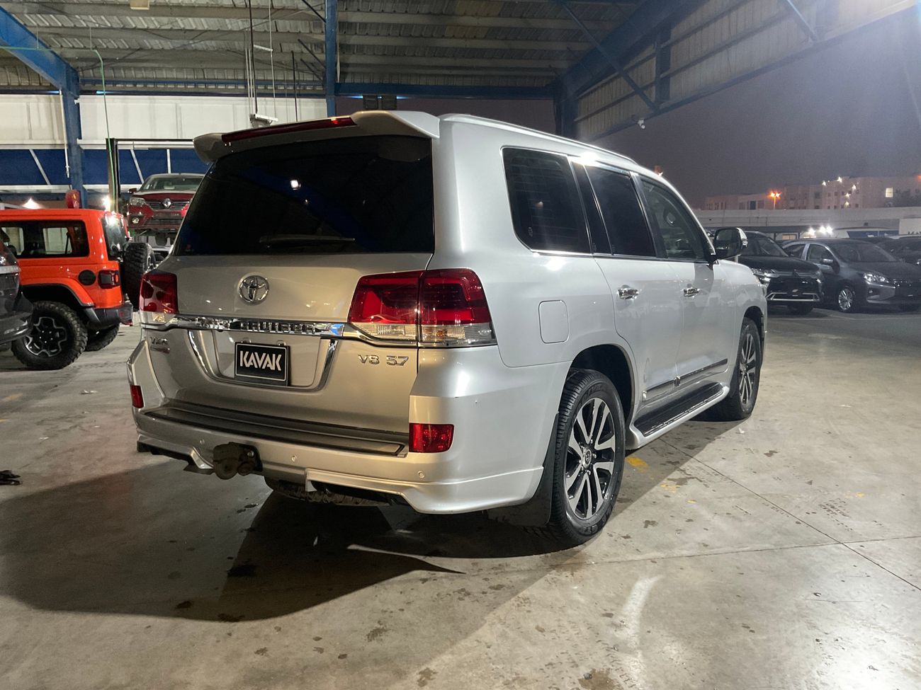 Toyota Land Cruiser VXR | Guaranteed Warranty | 0 Down Payment