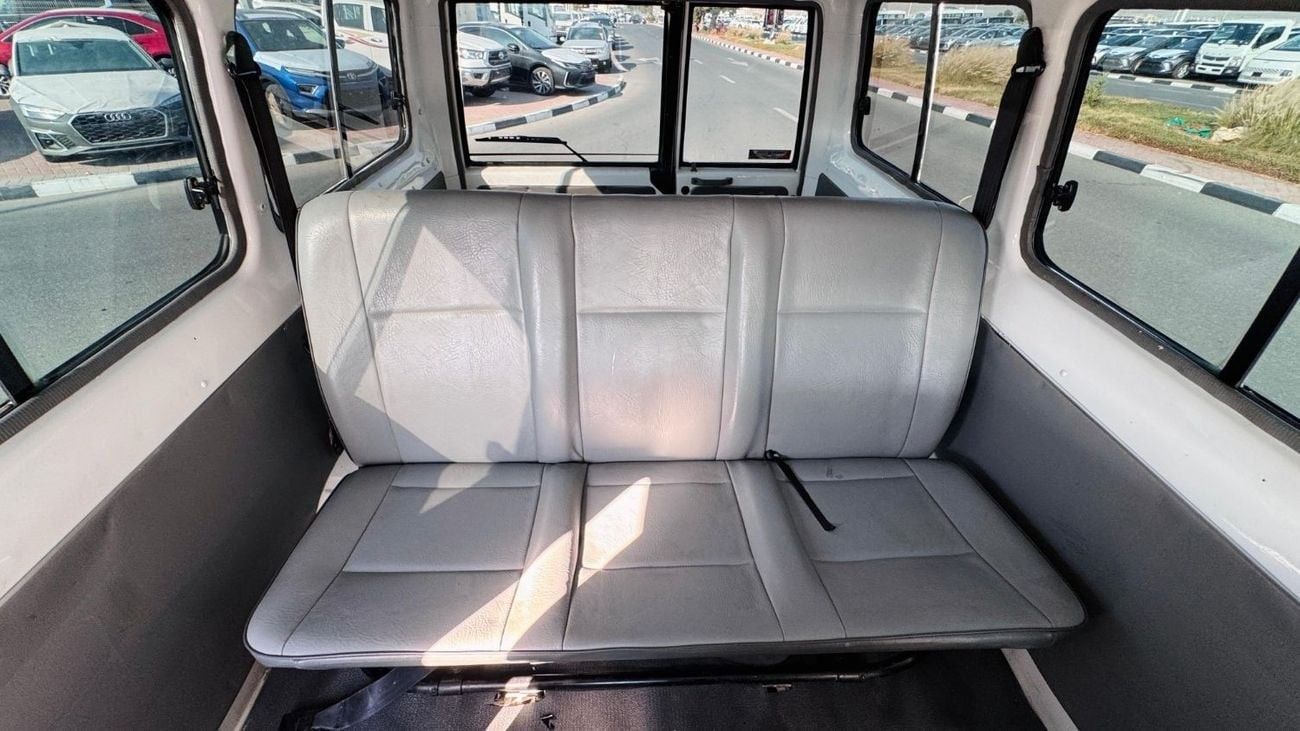 Toyota Land Cruiser 70 GOOD CONDITION | BULL BAR WITH LED LIGHTS | RHD | 1998 | 4.2L DIESEL ENGINE | MANUAL TRANSMISSION |