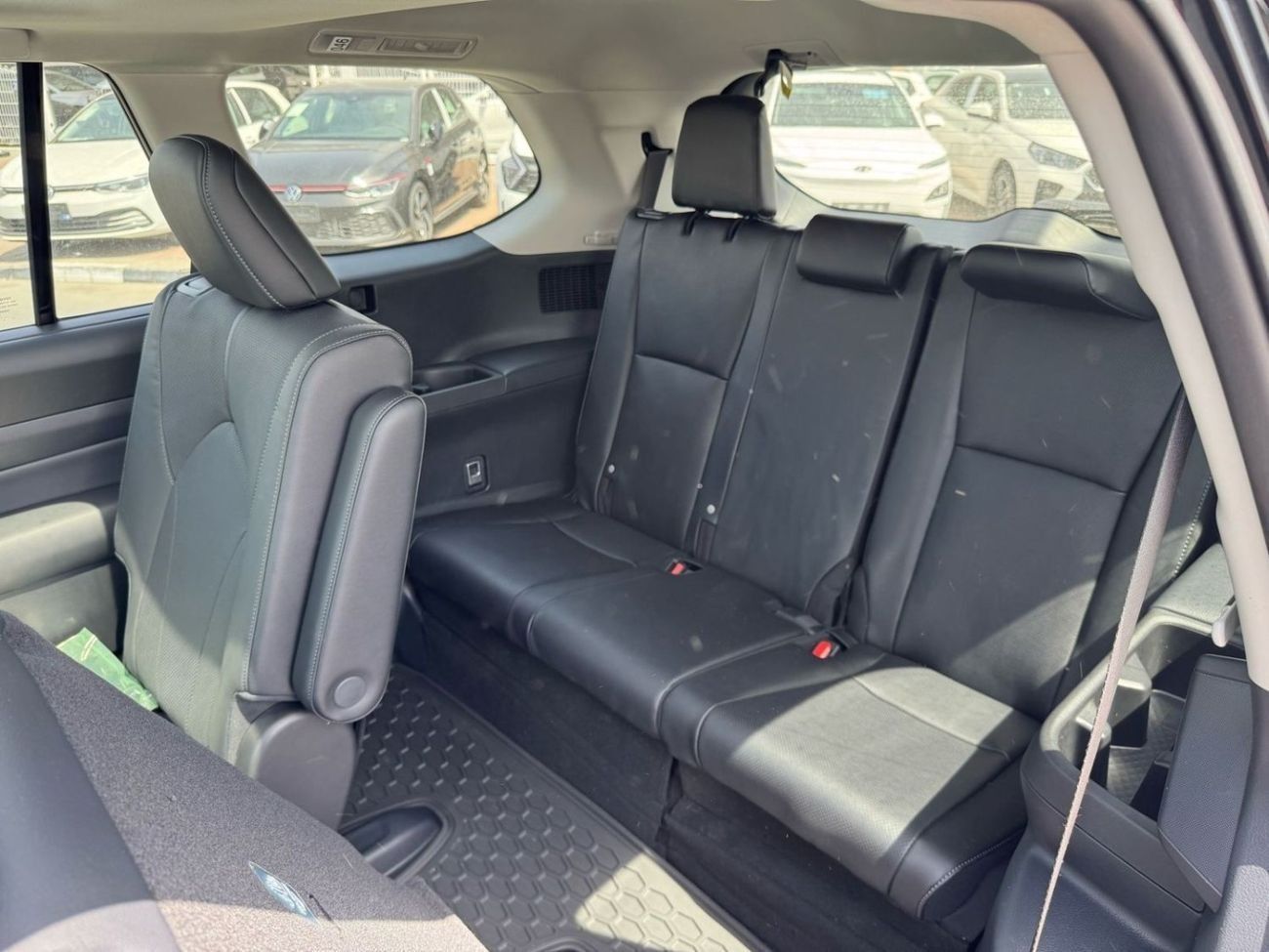 تويوتا جراند هايلاندر Limited