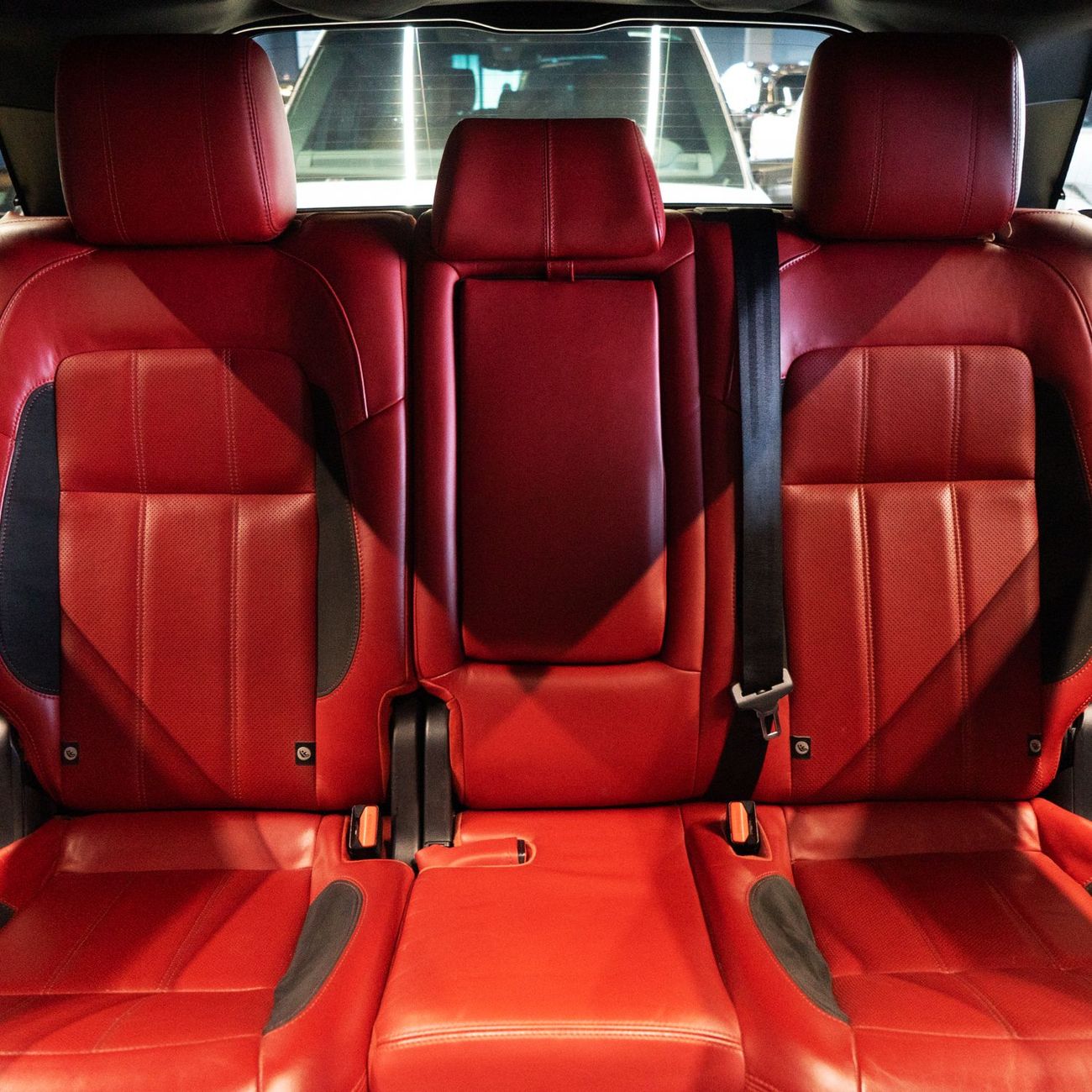 Land Rover Range Rover Sport AED 2,682  pm • 0% Downpayment • Range Rover Sport HSE V8 • 1 Year Warranty