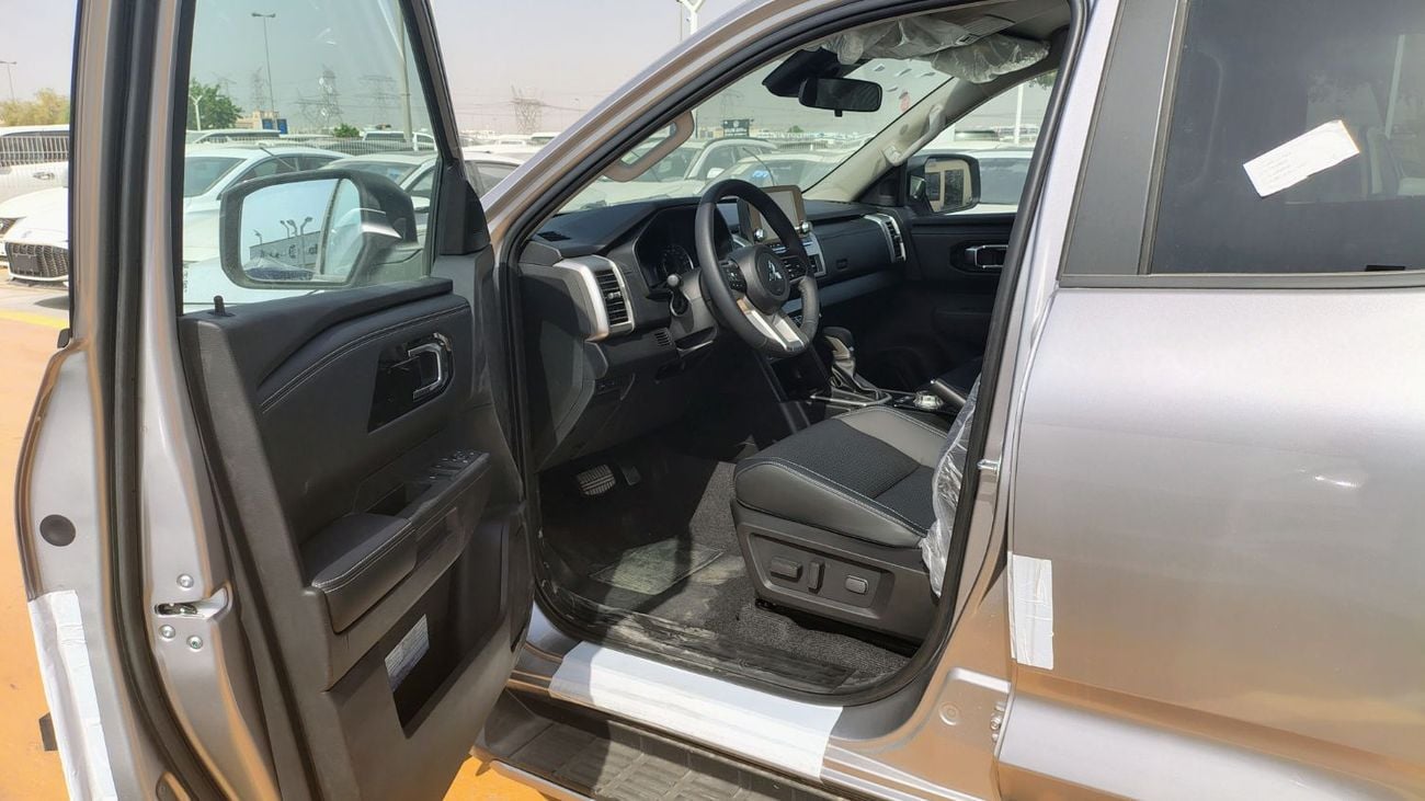 Mitsubishi L200 GL 2.5L Double Cab Utility RWD