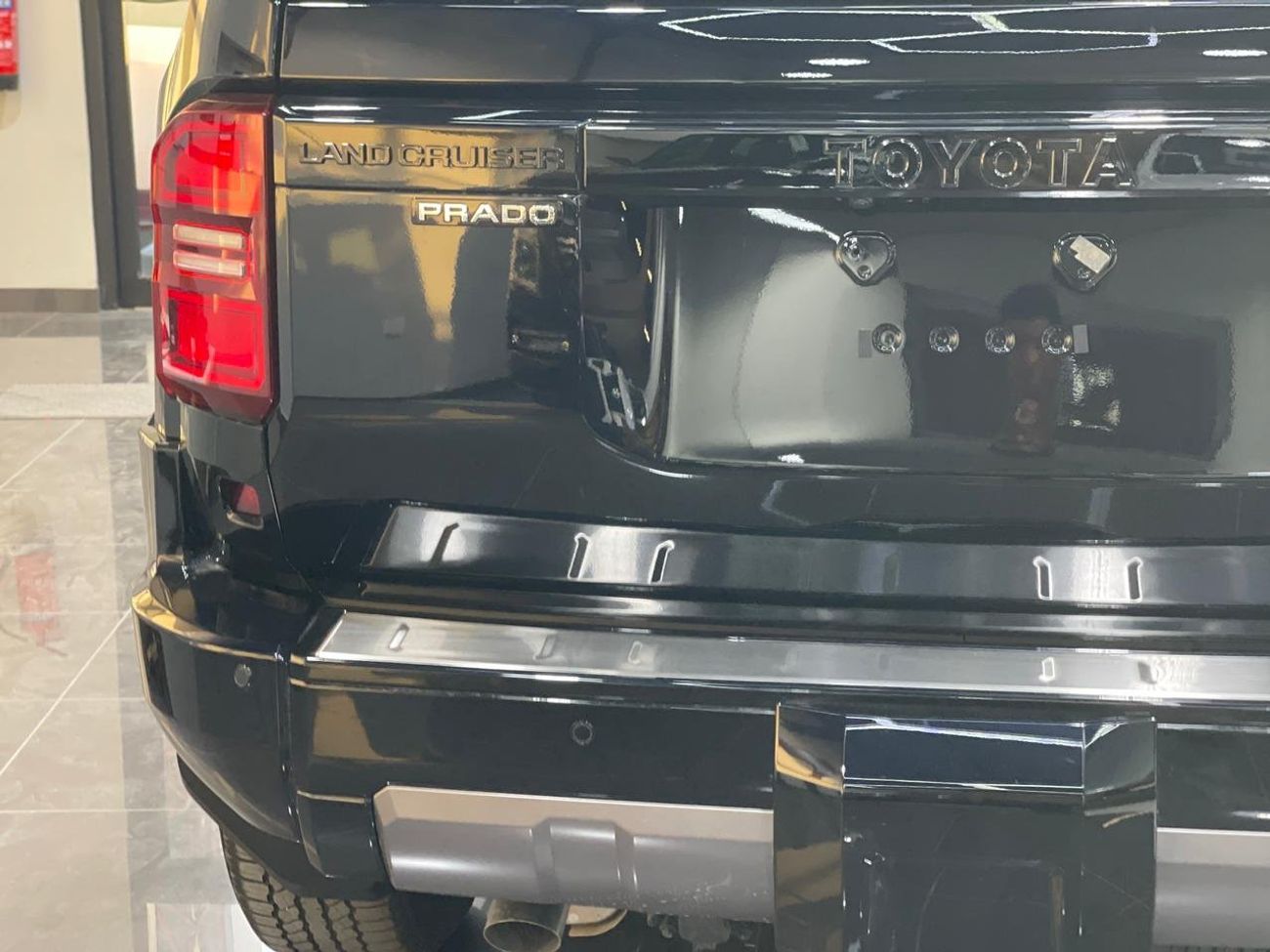 Toyota Prado PRADO LUXURY 2.4L