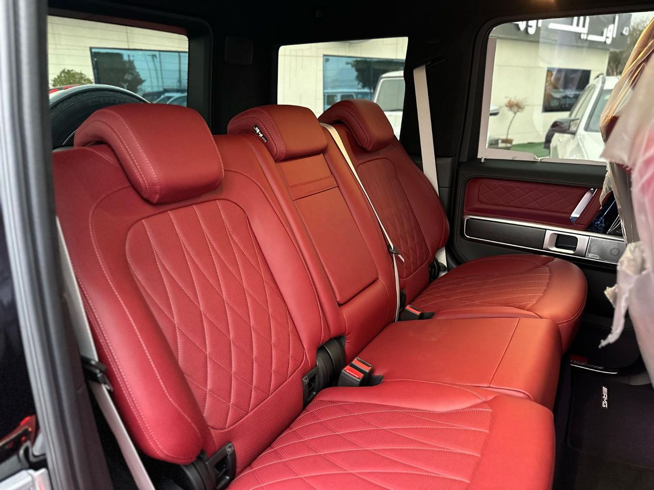 Mercedes-Benz G 63 AMG Almost Brand New G63 Manufaktur 2025 Night Package Diamond seats